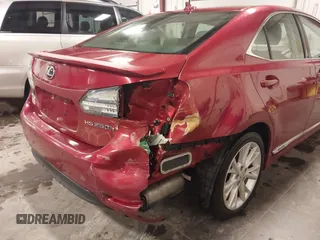 2010 Lexus HS 250h z VIN JTHBB1BA3A2005521, wystawiony jako IAAI lot #41817775 z przebiegiem 233 086 mil mil oraz . Historia ofert i sprzedaży dostępna na DreamBid. Obrazek 6.