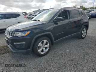 2021 Jeep Compass Latitude z VIN 3C4NJCBB6MT507917, wystawiony jako Copart lot #56979785 z przebiegiem 85 739 mil mil oraz Szkoda całkowita • Salvage title. Historia ofert i sprzedaży dostępna na DreamBid. Obrazek 1.