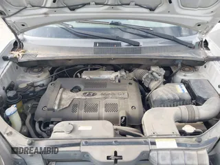 2006 Hyundai Tucson GL with VIN KM8JM12BX6U469719, listed as a IAAI auction lot 41899134 with 136,179 mi miles. Bid and sale history available at carsss.com. Image 10.