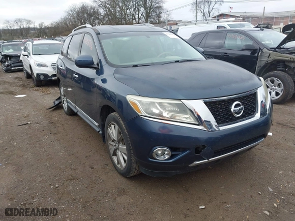 2013 Nissan Pathfinder SL with VIN 5N1AR2MN4DC662286, listed as a IAAI auction lot 41202706 with 67,866 mi miles. Bid and sale history available at carsss.com. Image 1.