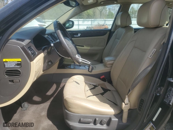 2011 Hyundai Genesis with VIN KMHGC4DF3BU140966, listed as a Copart auction lot 50031075 with 159,260 mi miles and Clean Title. Bid and sale history available at carsss.com. Image 7.