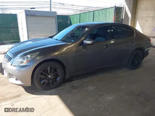2013 Infiniti G37 Sedan x with VIN JN1CV6AR8DM350072, listed as a IAAI auction lot 41989318 with 123,352 mi miles. Bid and sale history available at carsss.com. Image 2.