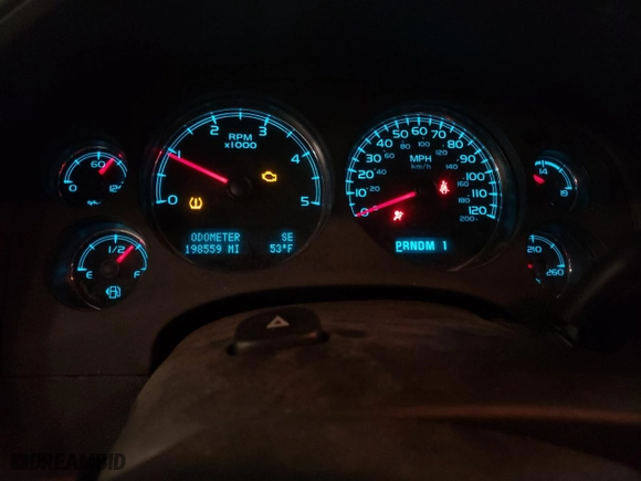 2011 GMC Sierra 2500HD Denali with VIN 1GT125C89BF201957, listed as a Copart auction lot 44702485 with 198,559 mi miles and Salvage Title. Bid and sale history available at carsss.com. Image 9.