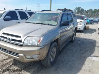2005 Toyota 4Runner SR5 with VIN JTEZU14R050050572, listed as a IAAI auction lot 41660017 with 286,428 mi miles. Bid and sale history available at carsss.com. Image 17.