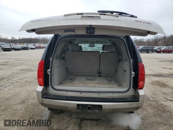 2007 GMC Yukon SLE with VIN 1GKFK13017J298556, listed as a Copart auction lot 43984975 with 168,822 mi miles and Salvage Title. Bid and sale history available at carsss.com. Image 6.