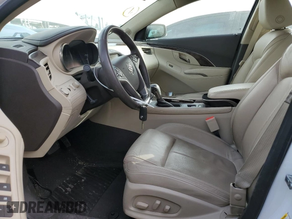 2015 Buick LaCrosse Premium II with VIN 1G4GF5G32FF316124, listed as a Copart auction lot 79464124 with 74,252 mi miles and Salvage Title. Bid and sale history available at DreamBid. Image 7.