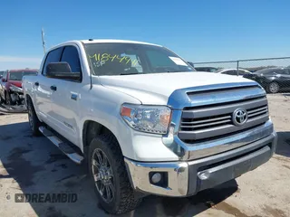 2015 Toyota Tundra SR5 z VIN 5TFEY5F12FX176169, wystawiony jako IAAI lot #41844991 z przebiegiem 102 519 mil mil oraz . Historia ofert i sprzedaży dostępna na DreamBid. Obrazek 1.