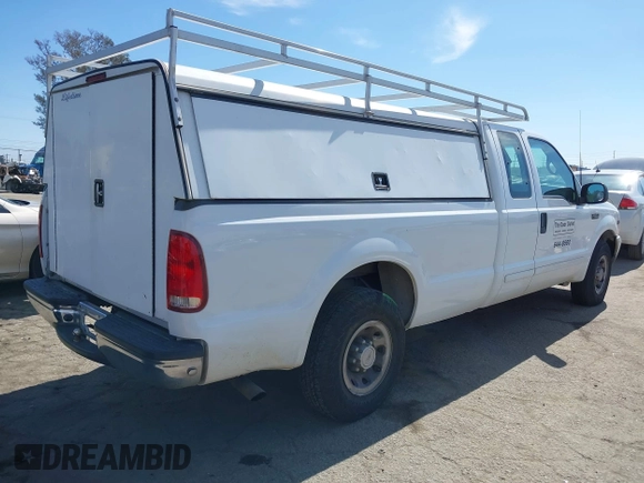 2001 Ford Super Duty F-250 XL with VIN 1FTNX20S11EA60775, listed as a IAAI auction lot 41631692 with 151,485 mi miles. Bid and sale history available at carsss.com. Image 4.