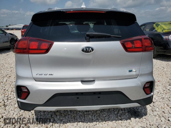 2020 Kia Niro LX with VIN KNDCB3LC5L5398022, listed as a Copart auction lot 57132154 with 198,581 mi miles and Clean Title. Bid and sale history available at carsss.com. Image 6.
