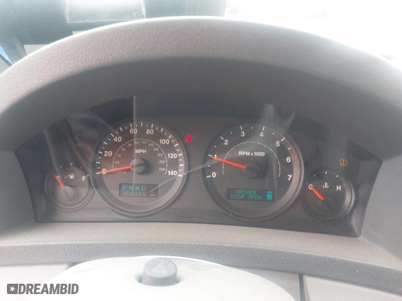 2005 Jeep Grand Cherokee Laredo with VIN 1J4GR48K15C542354, listed as a IAAI auction lot 41940355 with 158,065 mi miles. Bid and sale history available at carsss.com. Image 7.