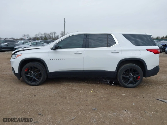 2018 Chevrolet Traverse LS with VIN 1GNERFKW0JJ222542, listed as a IAAI auction lot 41811876 with 104,512 mi miles. Bid and sale history available at carsss.com. Image 15.