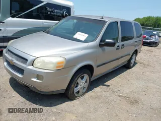 2005 Chevrolet Uplander z VIN 1GNDV03LX5D180250, wystawiony jako IAAI lot #42413366 z przebiegiem 149 361 mil mil oraz . Historia ofert i sprzedaży dostępna na DreamBid. Obrazek 2.