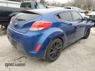 2016 Hyundai Veloster with VIN KMHTC6AD7GU283374, listed as a Copart auction lot 39113943 with 86,274 mi miles. Bid and sale history available at carsss.com. Image 3.