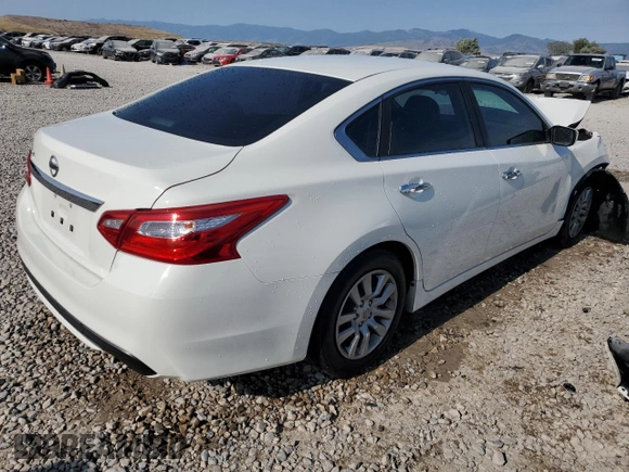 2017 Nissan Altima S with VIN 1N4AL3AP2HN355880, listed as a Copart auction lot 58846325 with 103,974 mi miles and Salvage title. Bid and sale history available at DreamBid. Image 3.