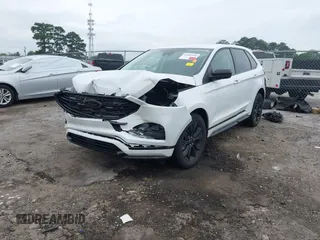 2023 Ford Edge SE z VIN 2FMPK4G95PBA49168, wystawiony jako IAAI lot #42403184 z przebiegiem 41 448 mil mil oraz . Historia ofert i sprzedaży dostępna na DreamBid. Obrazek 18.