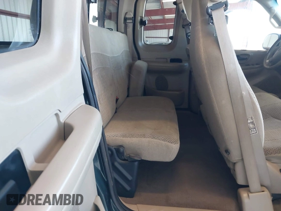 2001 Ford F-150 XL with VIN 1FTRX18W21KF20630, listed as a IAAI auction lot 42218117 with 331,592 mi miles and . Bid and sale history available at DreamBid. Image 8.