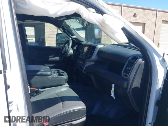 2024 Ram 2500 Tradesman with VIN 3C6UR5CL4RG223796, listed as a IAAI auction lot 41707695 with 37,056 mi miles. Bid and sale history available at carsss.com. Image 5.