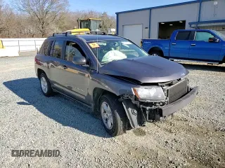 2016 Jeep Compass Latitude z VIN 1C4NJCEA8GD620068, wystawiony jako Copart lot #52725665 z przebiegiem Nie podano mil oraz Szkoda całkowita • Salvage title. Historia ofert i sprzedaży dostępna na DreamBid. Obrazek 12.