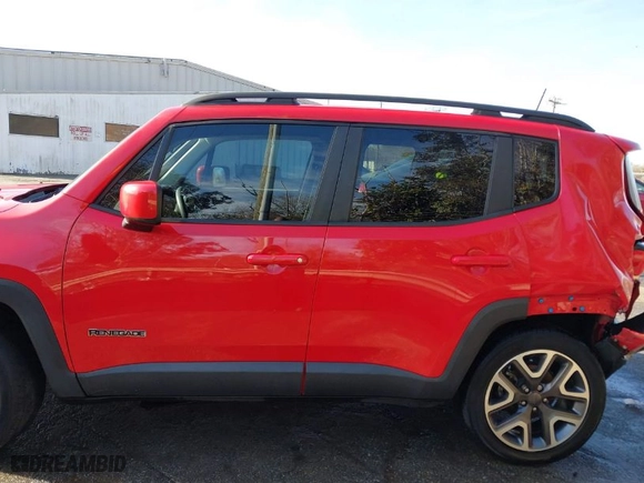2018 Jeep Renegade Latitude with VIN ZACCJABB6JPH58130, listed as a IAAI auction lot 41451807 with 65,958 mi miles. Bid and sale history available at carsss.com. Image 14.