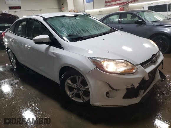 2014 Ford Focus SE with VIN 1FADP3F24EL360648, listed as a Copart auction lot 87112034 with 81,677 mi miles and Salvage Title. Bid and sale history available at carsss.com. Image 4.