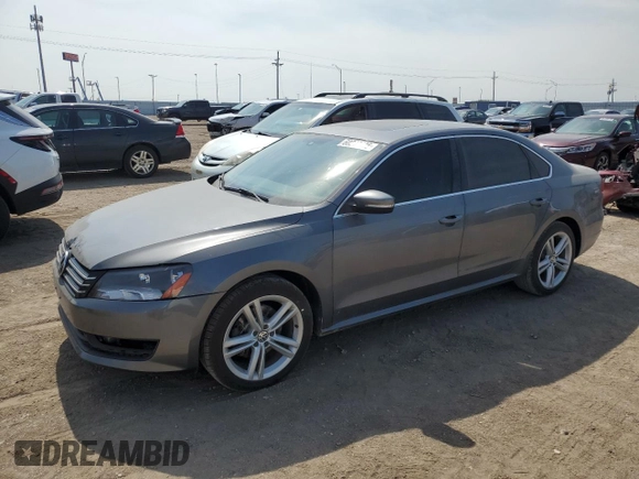 2014 Volkswagen Passat SE z VIN 1VWBN7A30EC078471, wystawiony jako Copart lot #60243135 z przebiegiem 96 862 mil mil oraz Szkoda całkowita • Salvage title. Historia ofert i sprzedaży dostępna na DreamBid. Obrazek 1.
