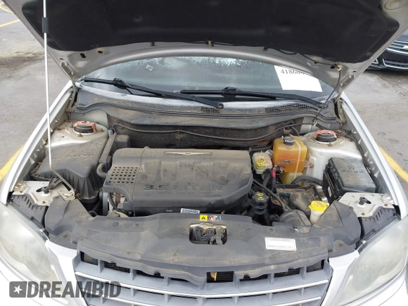 2005 Chrysler Pacifica Touring с VIN 2C8GF68485R445962, выставлен на аукционе IAAI как лот 41866498 с пробегом Не указан миль и . История ставок и продаж доступна на DreamBid. Изображение 10.