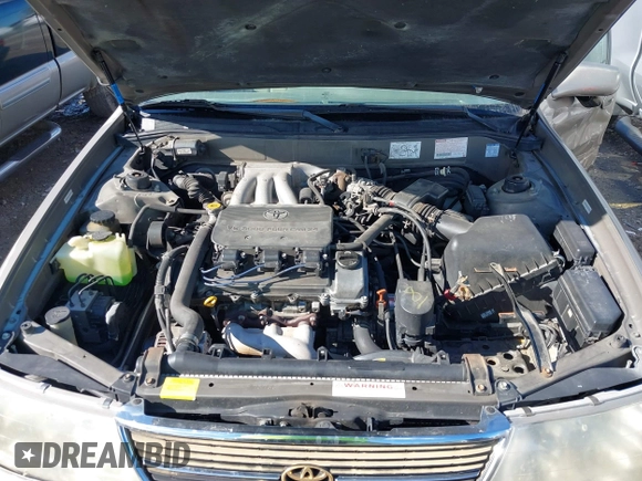 1998 Toyota Avalon XL with VIN 4T1BF18BXWU270417, listed as a IAAI auction lot 40597252 with 278,211 mi miles and . Bid and sale history available at DreamBid. Image 10.