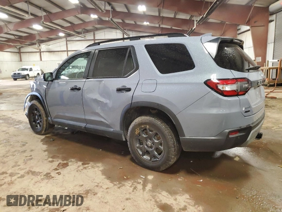 2025 Honda Pilot TrailSport with VIN 5FNYG1H64SB054791, listed as a Copart auction lot 53564105 with 15,289 mi miles and Non repairable. Bid and sale history available at DreamBid. Image 2.