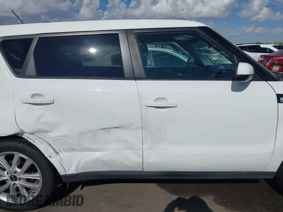 2018 Kia Soul + with VIN KNDJP3A56J7536309, listed as a IAAI auction lot 42009706 with 104,109 mi miles. Bid and sale history available at carsss.com. Image 13.