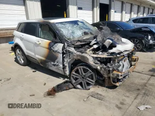 2015 Land Rover Range Rover Evoque Pure Plus z VIN SALVP2BG2FH992524, wystawiony jako Copart lot #49291495 z przebiegiem Nie podano mil oraz Szkoda całkowita • Salvage title. Historia ofert i sprzedaży dostępna na DreamBid. Obrazek 4.