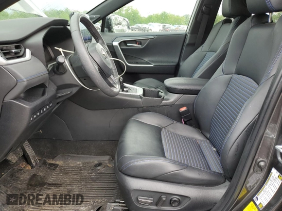 2023 Toyota RAV4 Hybrid XSE z VIN 4T3E6RFV4PU120269, wystawiony jako Copart lot #55467935 z przebiegiem 16 019 mil mil oraz Szkoda całkowita • Salvage title. Historia ofert i sprzedaży dostępna na DreamBid. Obrazek 7.