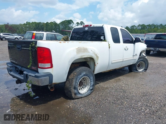 2007 GMC Sierra 2500HD SLT z VIN 1GTHK29607E518459, wystawiony jako IAAI lot #40120837 z przebiegiem 287 407 mil mil oraz . Historia ofert i sprzedaży dostępna na DreamBid. Obrazek 4.