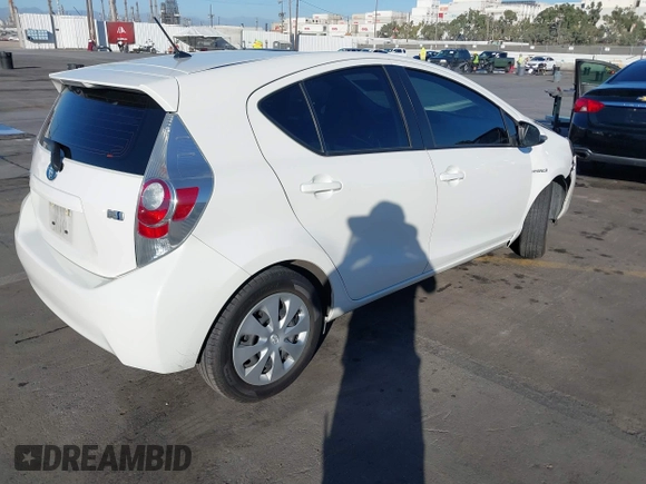 2014 Toyota Prius One with VIN JTDKDTB38E1575308, listed as a IAAI auction lot 40787857 with 70,891 mi miles and . Bid and sale history available at DreamBid. Image 4.