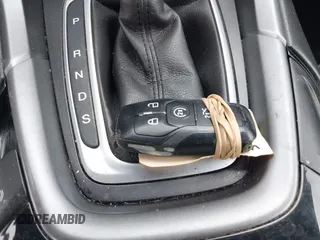 2013 Ford Fusion Titanium с VIN 3FA6P0K9XDR306667, выставлен на аукционе IAAI как лот 42681118 с пробегом 200 301 миль миль и . История ставок и продаж доступна на DreamBid. Изображение 11.