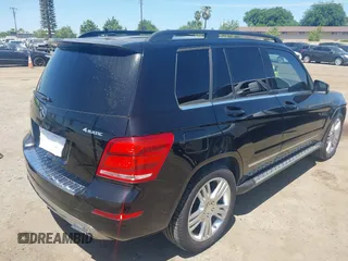 2013 Mercedes-Benz GLK with VIN WDCGG8JBXDG051067, listed as a IAAI auction lot 42107151 with 123,576 mi miles. Bid and sale history available at carsss.com. Image 4.