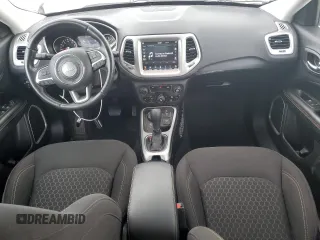 2020 Jeep Compass Sport с VIN 3C4NJDAB9LT174408, выставлен на аукционе Copart как лот 56135065 с пробегом 23 465 миль миль и Списание • Salvage title. История ставок и продаж доступна на DreamBid. Изображение 8.