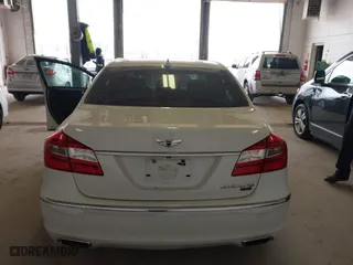 2013 Hyundai Genesis 5.0L R-Spec with VIN KMHGC4DH8DU219604, listed as a IAAI auction lot 41999447 with 211,085 mi miles. Bid and sale history available at carsss.com. Image 16.