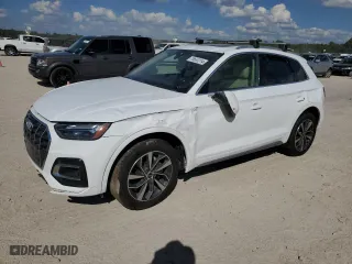 2021 Audi Q5 Premium Plus with VIN WA1BAAFY1M2041783, listed as a Copart auction lot 48196285 with 0 mi miles and Salvage Title. Bid and sale history available at carsss.com. Image 1.