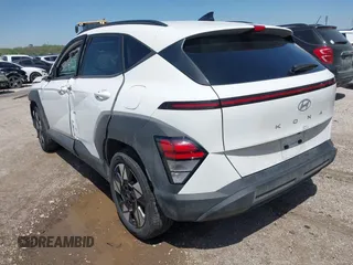 2024 Hyundai Kona SEL with VIN KM8HB3AB7RU147464, listed as a IAAI auction lot 42050923 with 21,165 mi miles. Bid and sale history available at carsss.com. Image 3.