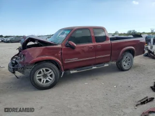 2004 Toyota Tundra Ltd with VIN 5TBBT48184S440578, listed as a Copart auction lot 42694315 with 261,213 mi miles and Salvage Title. Bid and sale history available at carsss.com. Image 1.