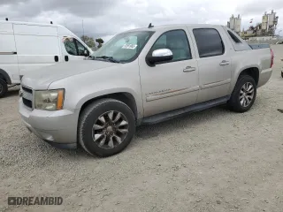 2007 Chevrolet Avalanche LTZ with VIN 3GNEC12J17G110710, listed as a Copart auction lot 53581965 with 123,022 mi miles and Clean Title. Bid and sale history available at carsss.com. Image 1.