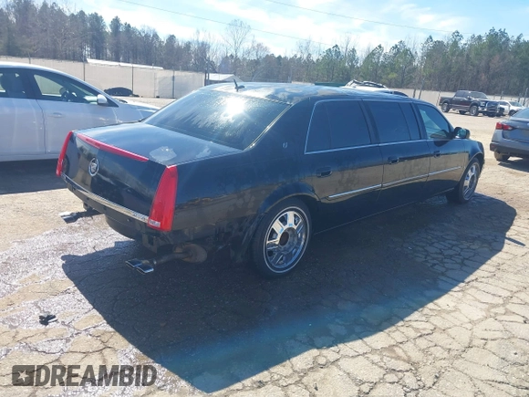 2006 Cadillac DTS Professional z VIN 1GEEH96Y56U550027, wystawiony jako IAAI lot #41663248 z przebiegiem 58 471 mil mil oraz . Historia ofert i sprzedaży dostępna na DreamBid. Obrazek 4.