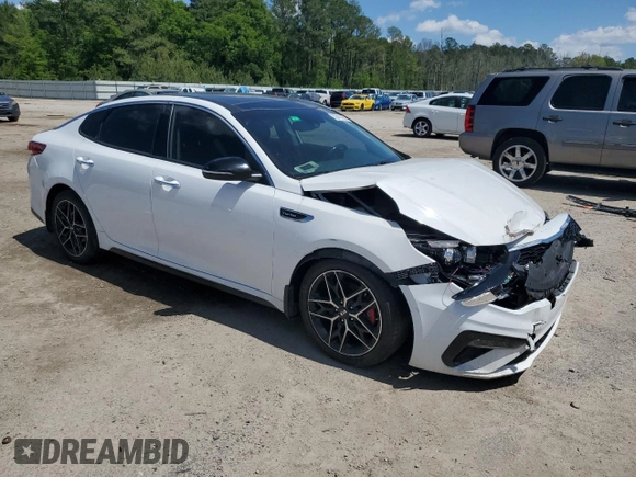 2019 Kia Optima SX with VIN 5XXGW4L29KG327192, listed as a Copart auction lot 52411425 with 109,785 mi miles and Salvage title. Bid and sale history available at DreamBid. Image 4.