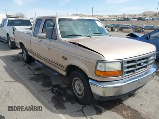 1996 Ford F-150 with VIN 1FTEX15H9TKA25252, listed as a IAAI auction lot 41881908 with 161,371 mi miles. Bid and sale history available at carsss.com. Image 1.