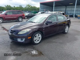 2010 Mazda 6 i Touring Plus z VIN 1YVHZ8CH7A5M28512, wystawiony jako IAAI lot #42447945 z przebiegiem 195 073 mil mil oraz . Historia ofert i sprzedaży dostępna na DreamBid. Obrazek 2.
