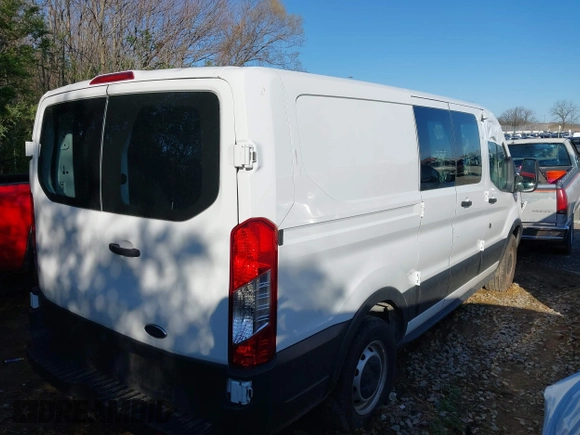 2019 Ford Transit with VIN 1FTYE1ZM9KKB37770, listed as a IAAI auction lot 41626395 with 71,214 mi miles. Bid and sale history available at carsss.com. Image 4.