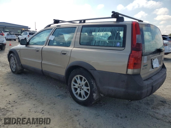2004 Volvo V70 XC70 with VIN YV1SZ59H841163932, listed as a Copart auction lot 73984504 with 0 mi miles and Non Repairable. Bid and sale history available at carsss.com. Image 2.