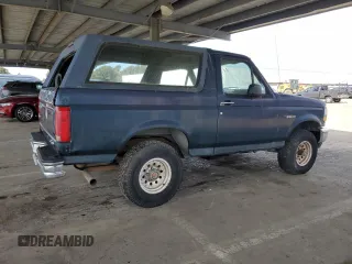 1992 Ford Bronco XL с VIN 1FMEU15N2NLB01501, выставлен на аукционе Copart как лот 50150135 с пробегом Не указан миль и Чистый • Clean title. История ставок и продаж доступна на DreamBid. Изображение 3.