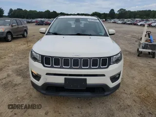 2018 Jeep Compass Altitude with VIN 3C4NJDBBXJT315899, listed as a Copart auction lot 61472665 with Not provided miles and Salvage title. Bid and sale history available at DreamBid. Image 5.