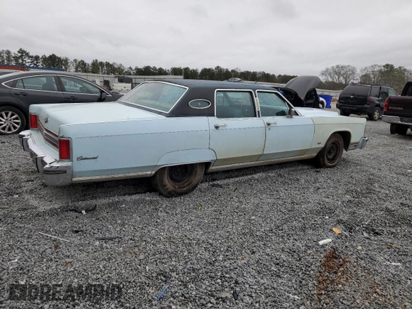 1976 Lincoln Continental z VIN 6Y82A822248, wystawiony jako Copart lot #89287785 z przebiegiem 23 184 mil mil oraz Czysty tytuł • Clean title. Historia ofert i sprzedaży dostępna na DreamBid. Obrazek 3.